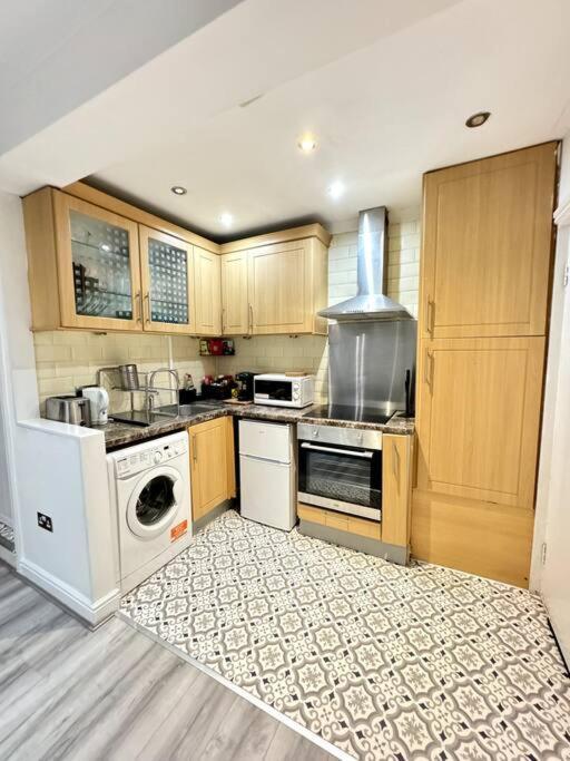 Centrally-Located Gem In Marble Arch, Londra Exterior foto