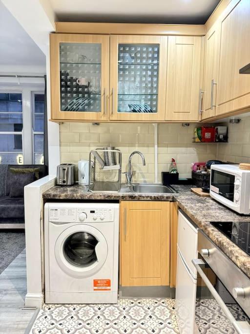 Centrally-Located Gem In Marble Arch, Londra Exterior foto