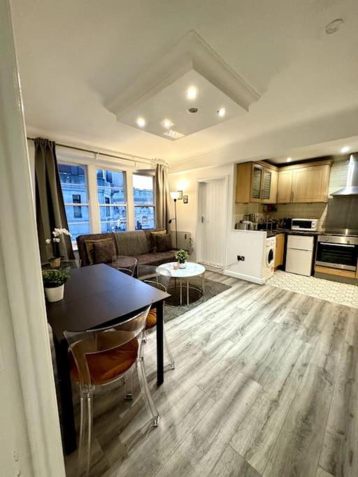 Centrally-Located Gem In Marble Arch, Londra Exterior foto